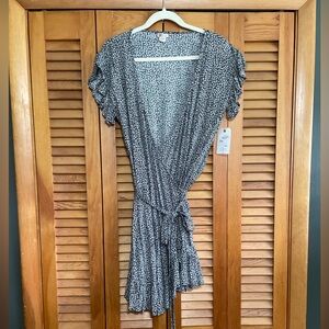 NWT Floral Billabong Wrap Dress